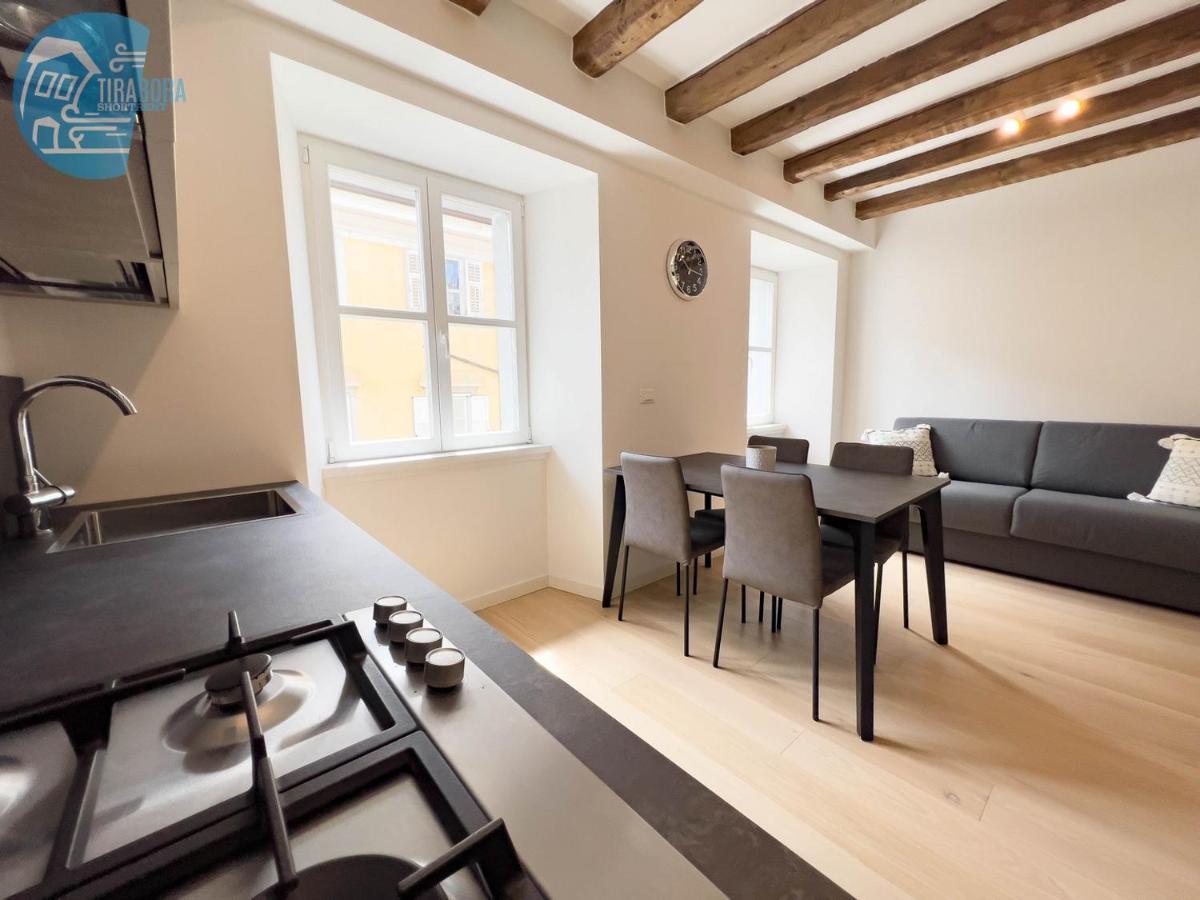 Cavana 10 Tirabora Short Rent ตรีเอสเต ภายนอก รูปภาพ
